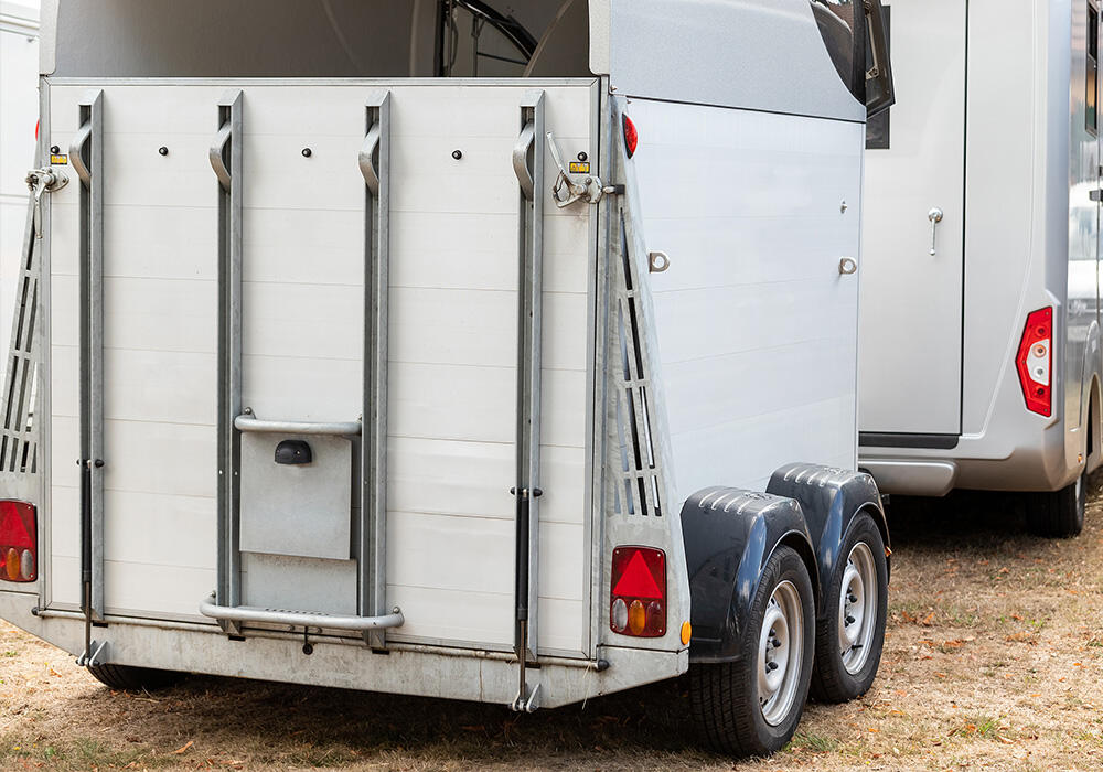 Horse float maintenance and repairs Geelong Trailers and Caravans